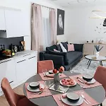 Wonder-matrafuered Appartement *