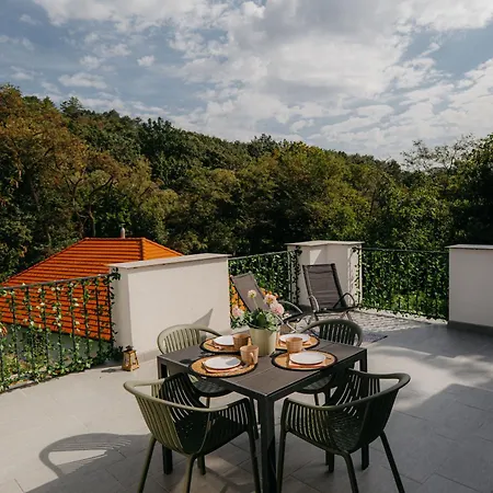 Apartment Wonder-matrafuered
