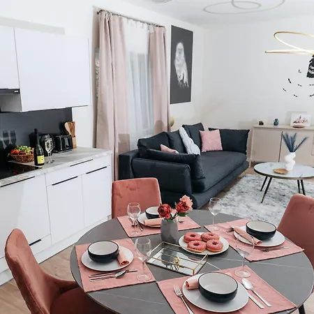 Wonder-matrafuered Apartment *